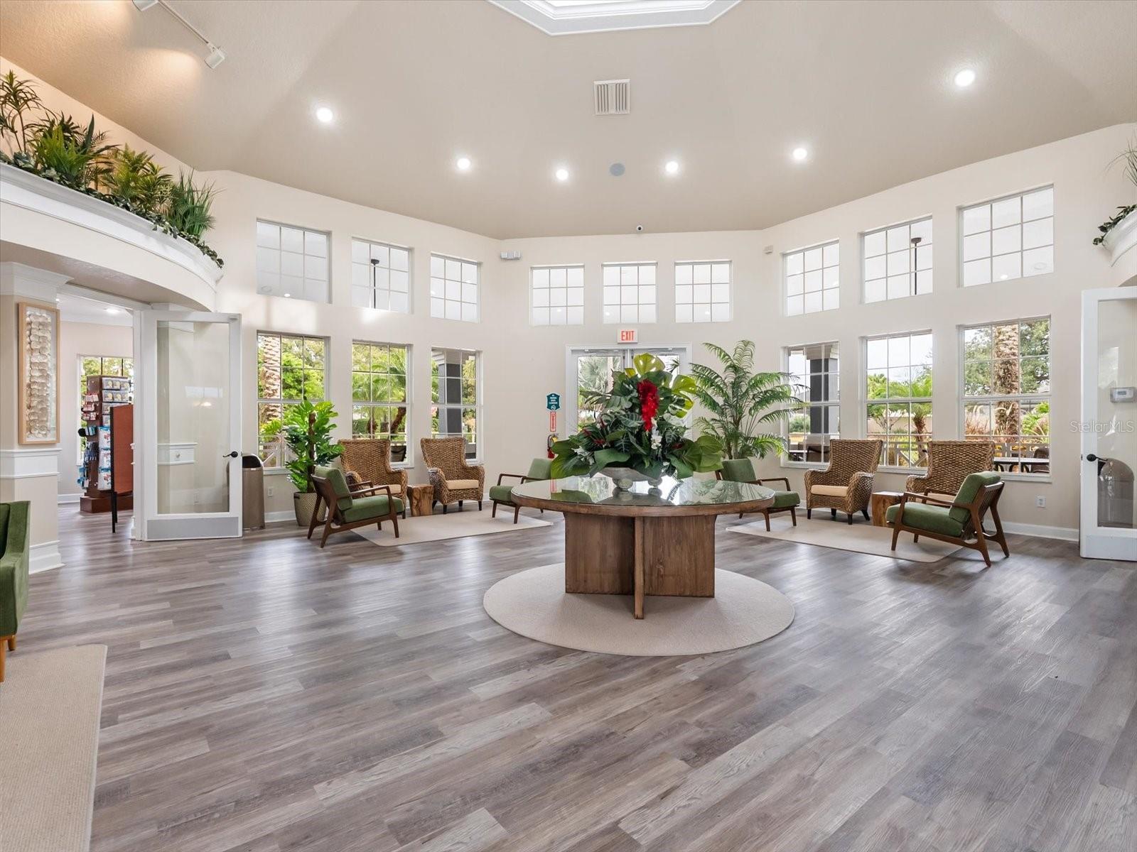 Image 24 of 44 For 2355 Silver Palm Drive