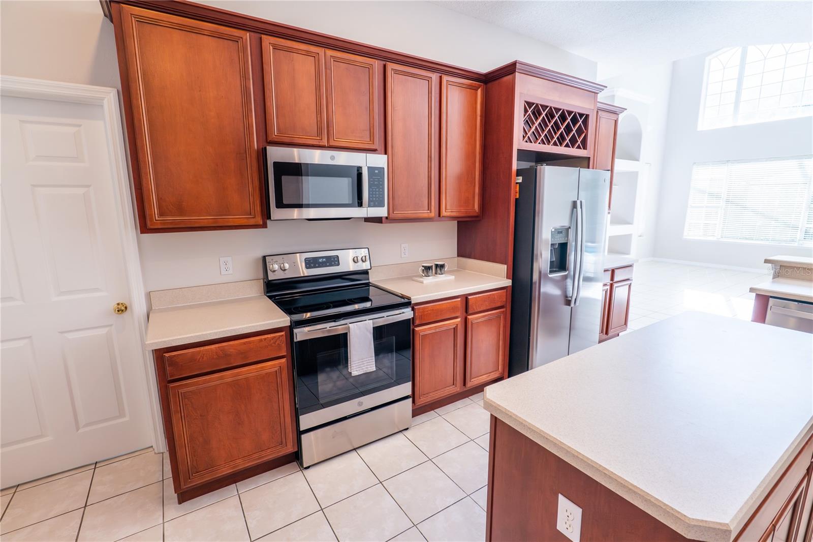 Listing photo id 8 for 2555 Sand Arbor Circle