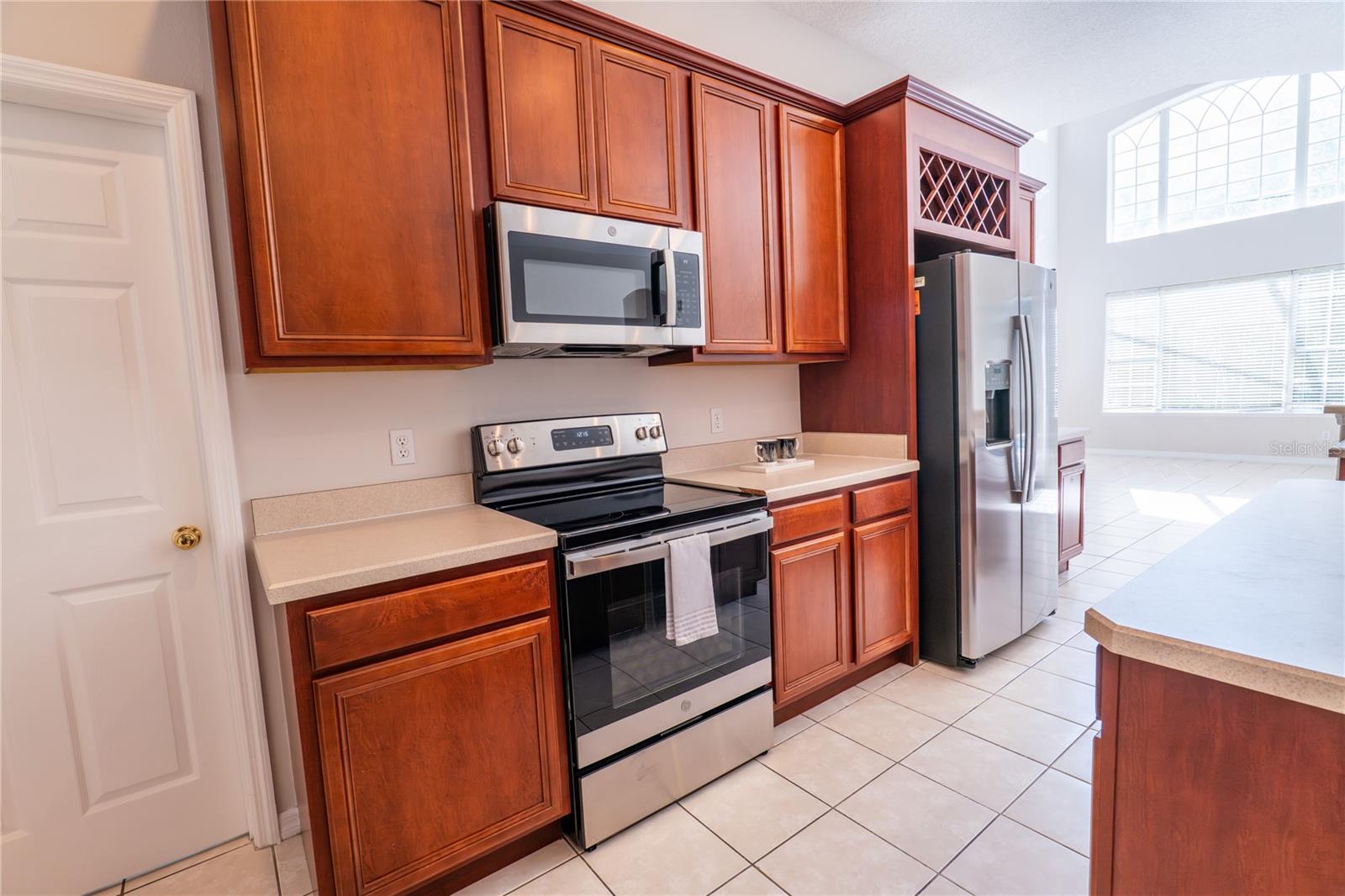 Listing photo id 11 for 2555 Sand Arbor Circle