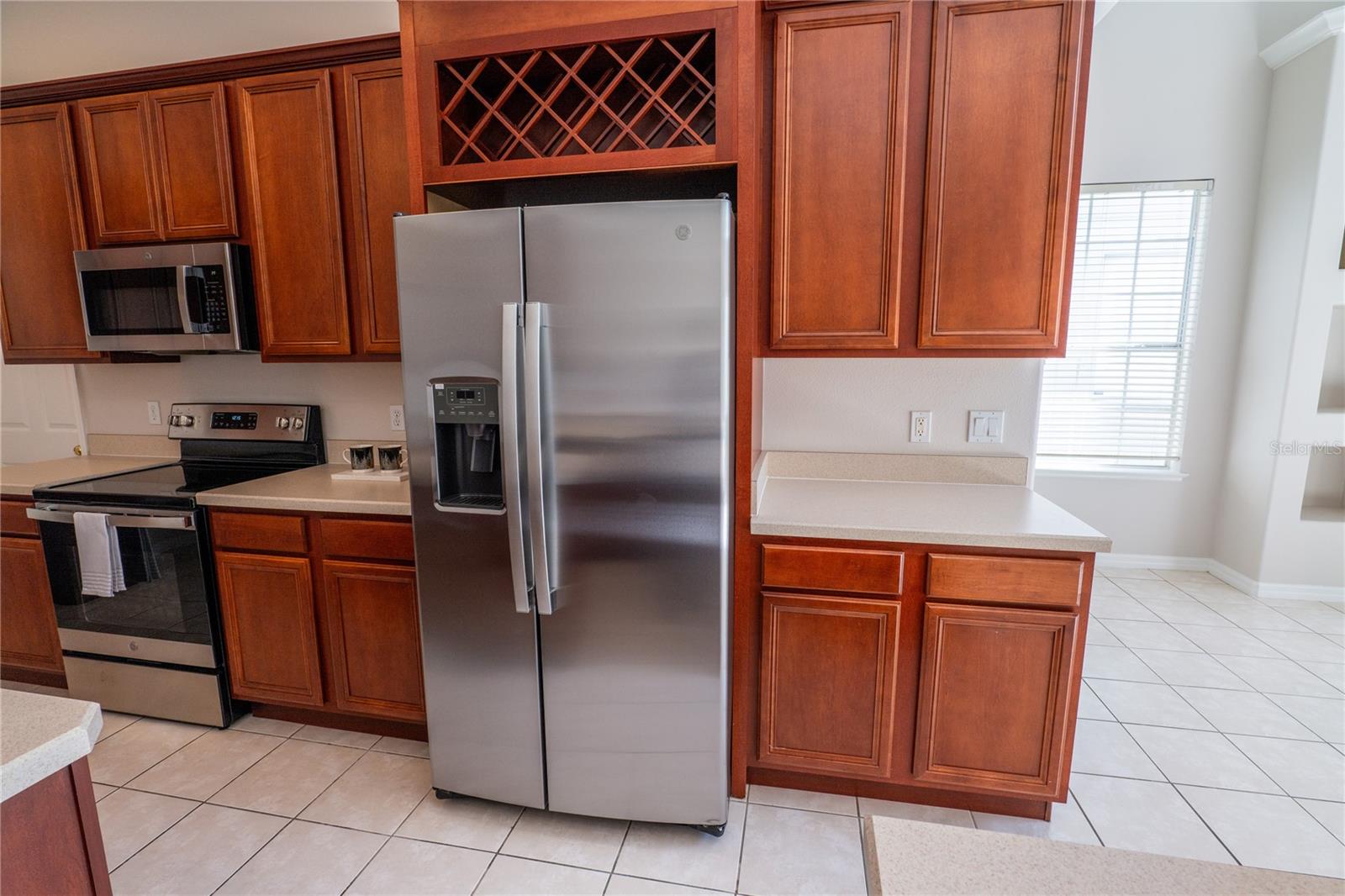 Listing photo id 12 for 2555 Sand Arbor Circle