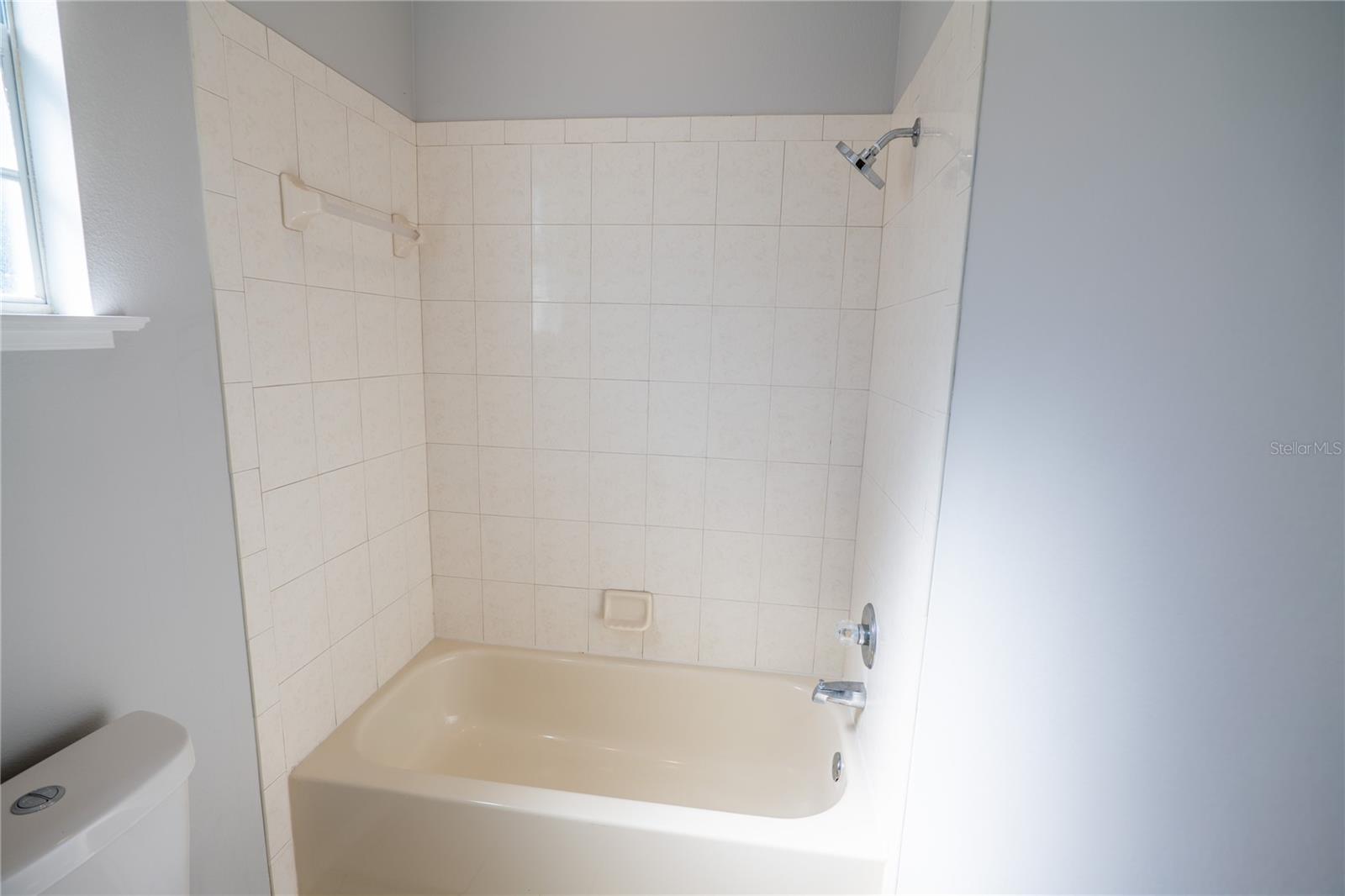 Listing photo id 25 for 2555 Sand Arbor Circle