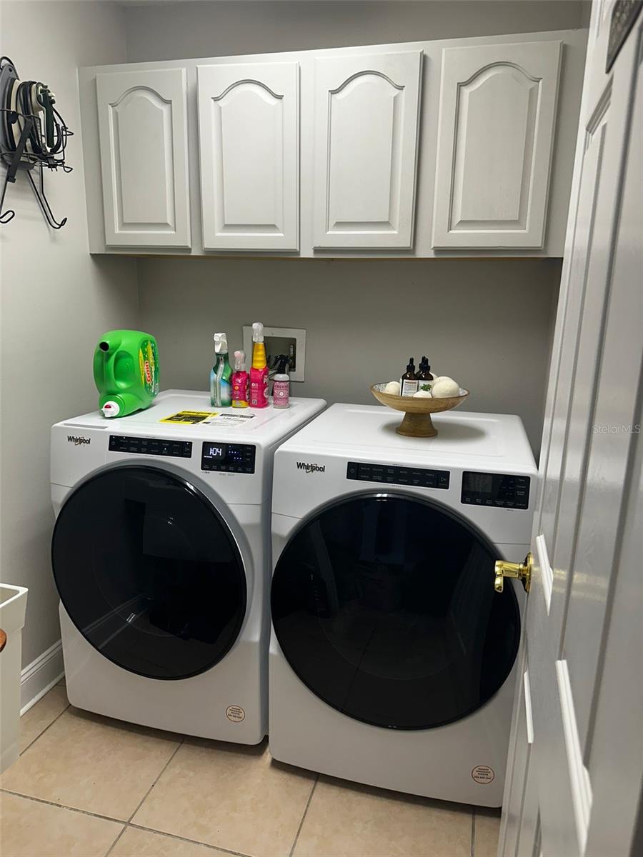 Image 16 of 29 For 418 Rockafellow Way