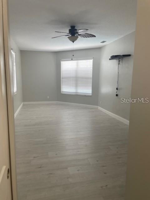 Image 24 of 29 For 418 Rockafellow Way