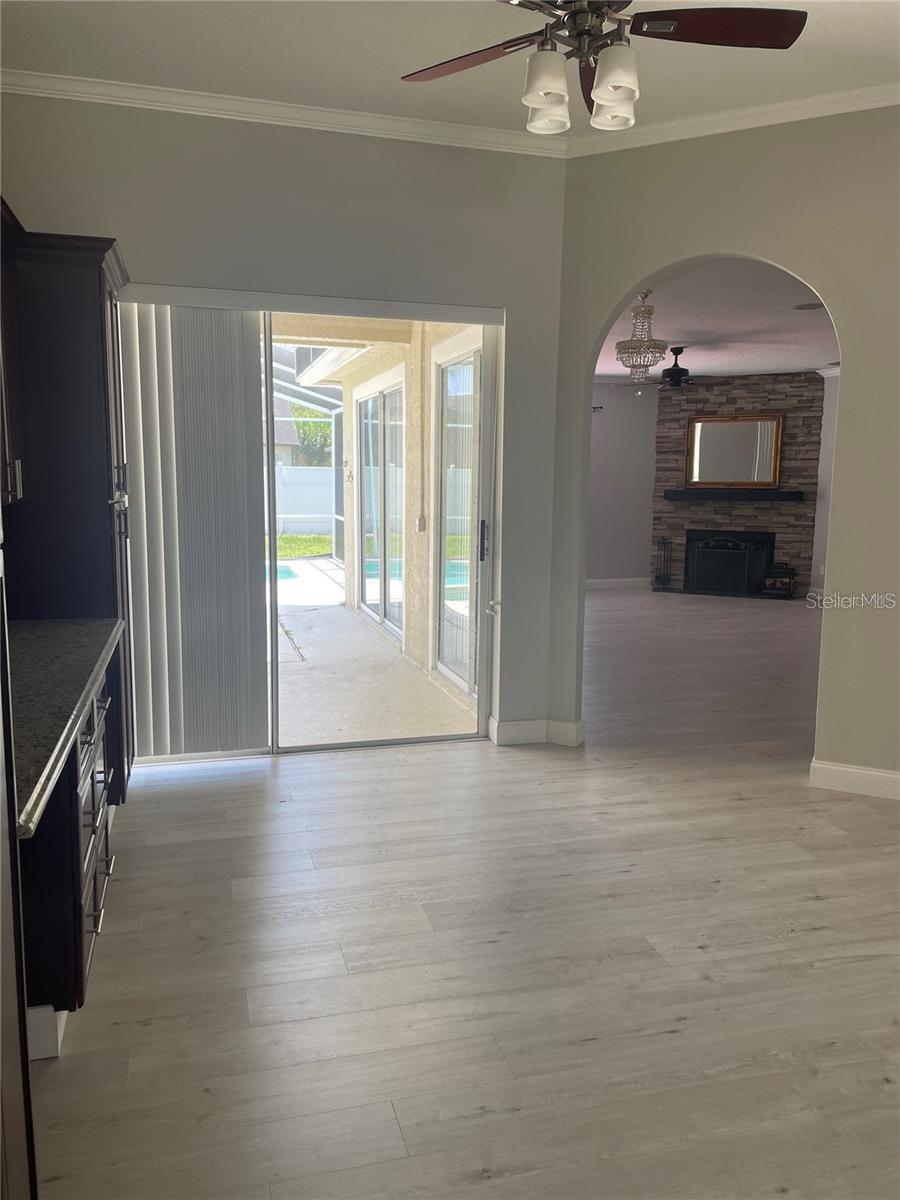 Image 5 of 29 For 418 Rockafellow Way