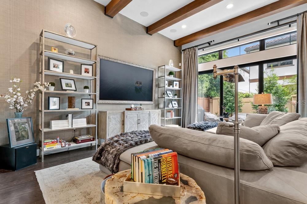 Image 9 of 38 For 8311 Via Vittoria Way