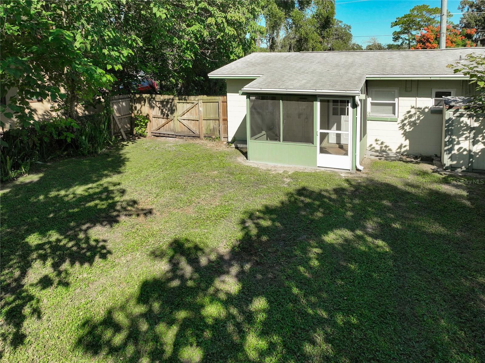 Image 19 of 19 For 742 Church Avenue