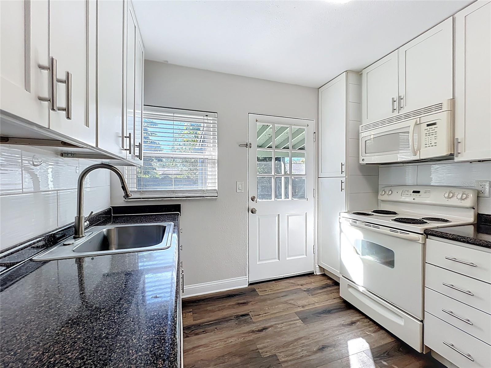 Image 6 of 19 For 742 Church Avenue