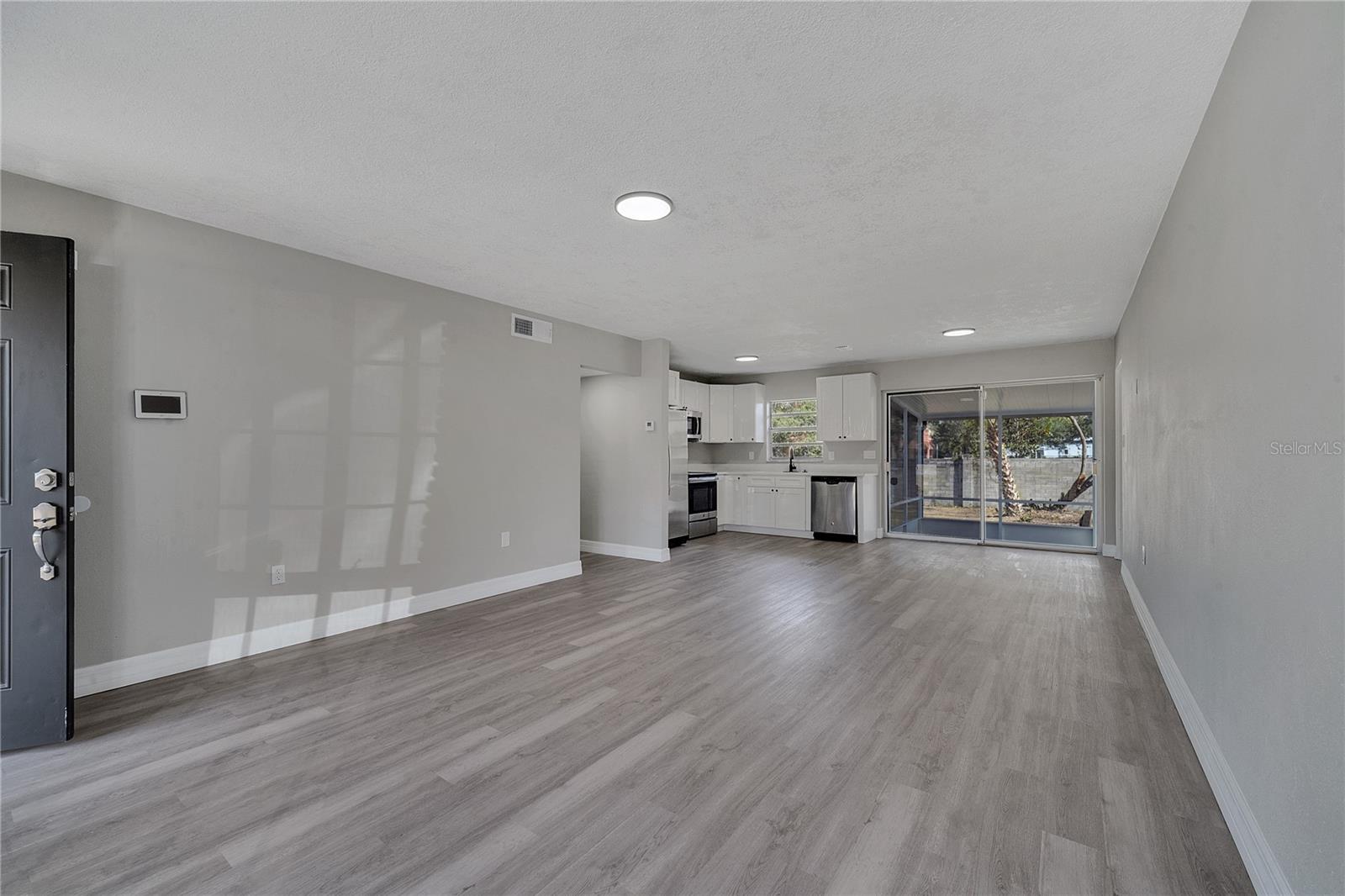 Image 21 of 45 For 2509 Healy Drive