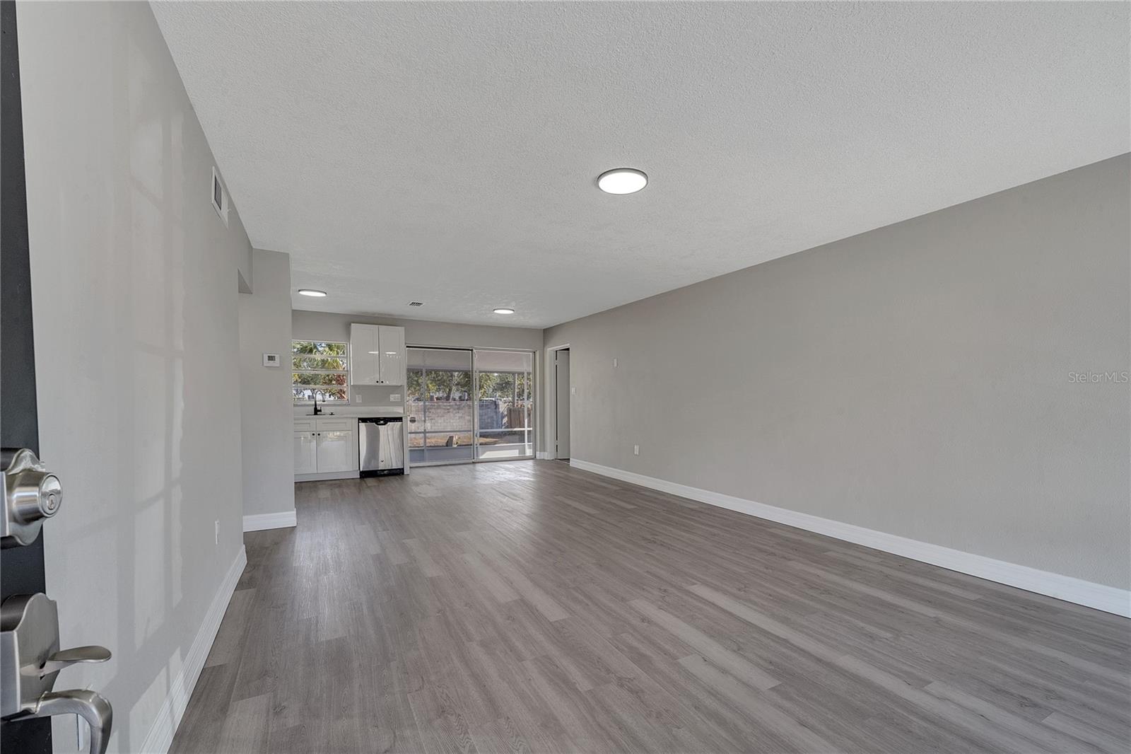 Image 23 of 45 For 2509 Healy Drive