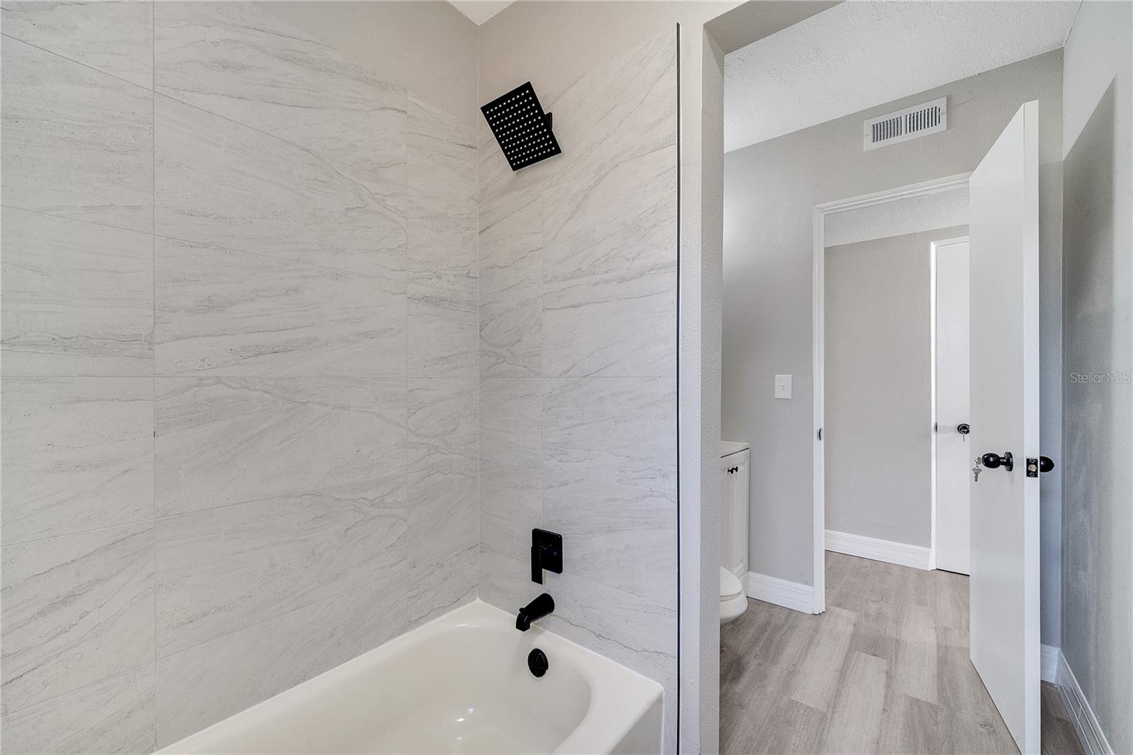 Image 25 of 45 For 2509 Healy Drive