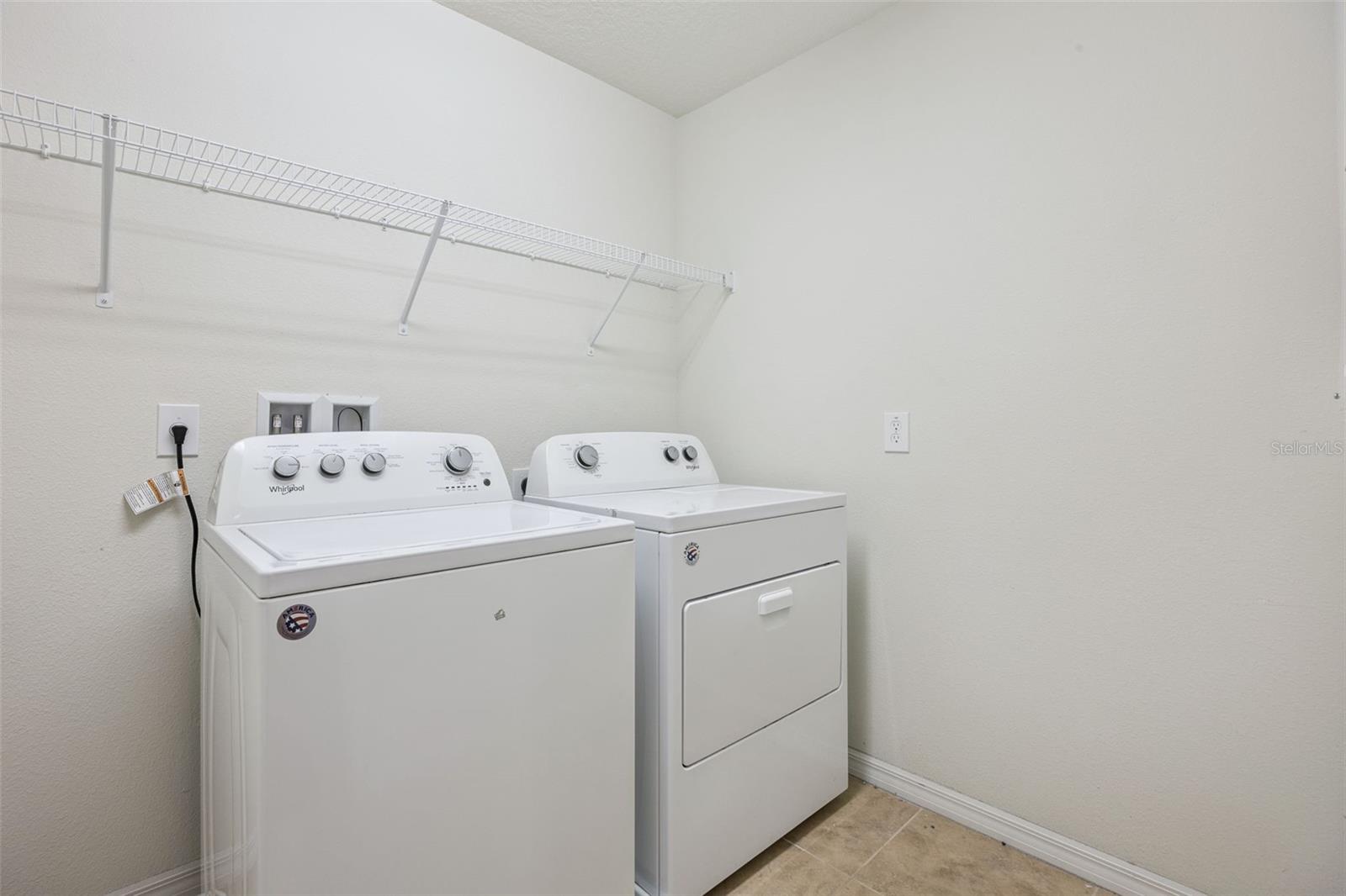 Image 35 of 79 For 1929 Nice Court