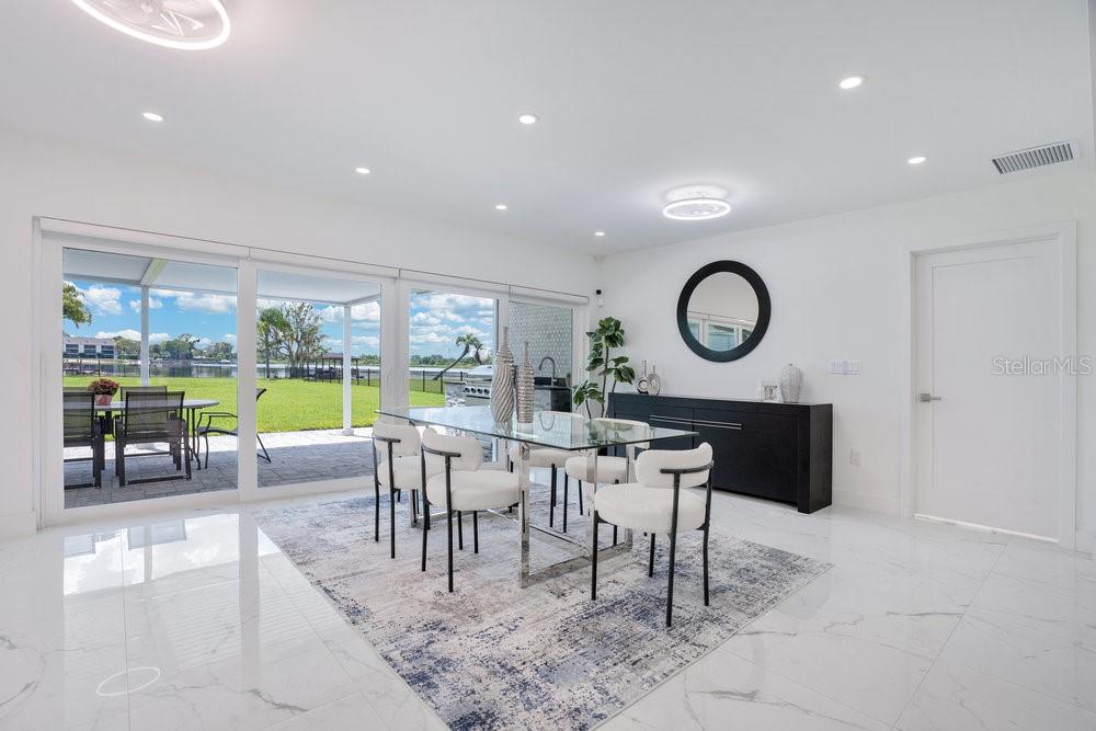 Image 23 of 75 For 49 Interlaken Road