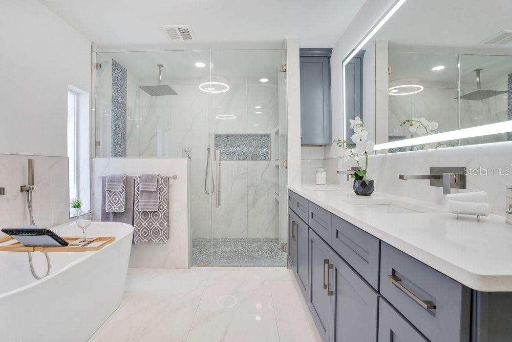 Image 29 of 75 For 49 Interlaken Road