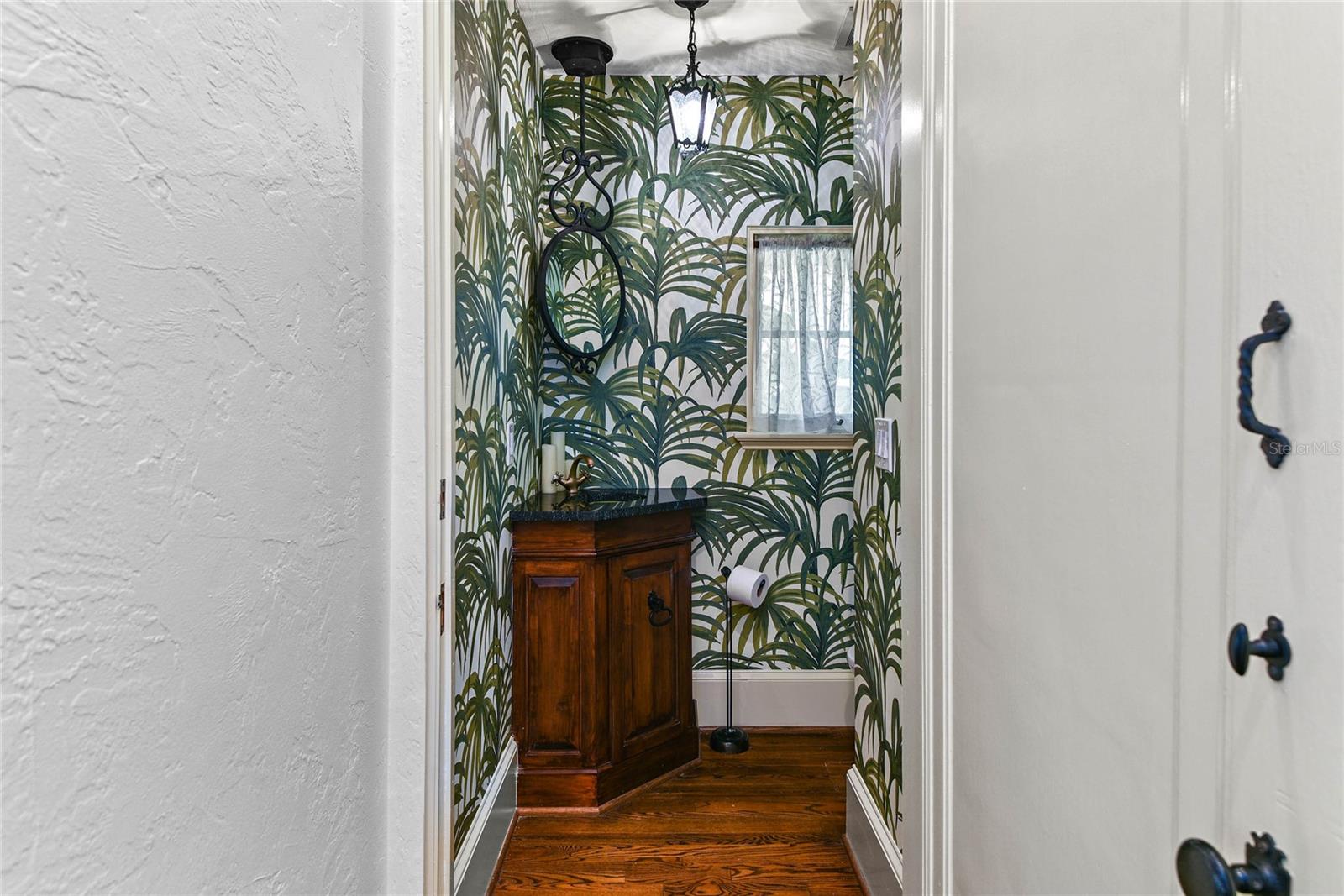 Image 23 of 57 For 522 Cherokee Drive