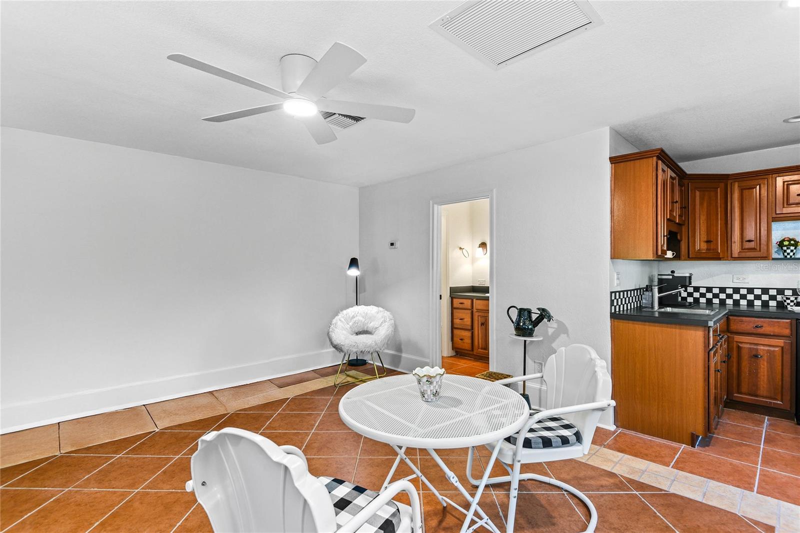 Image 45 of 57 For 522 Cherokee Drive