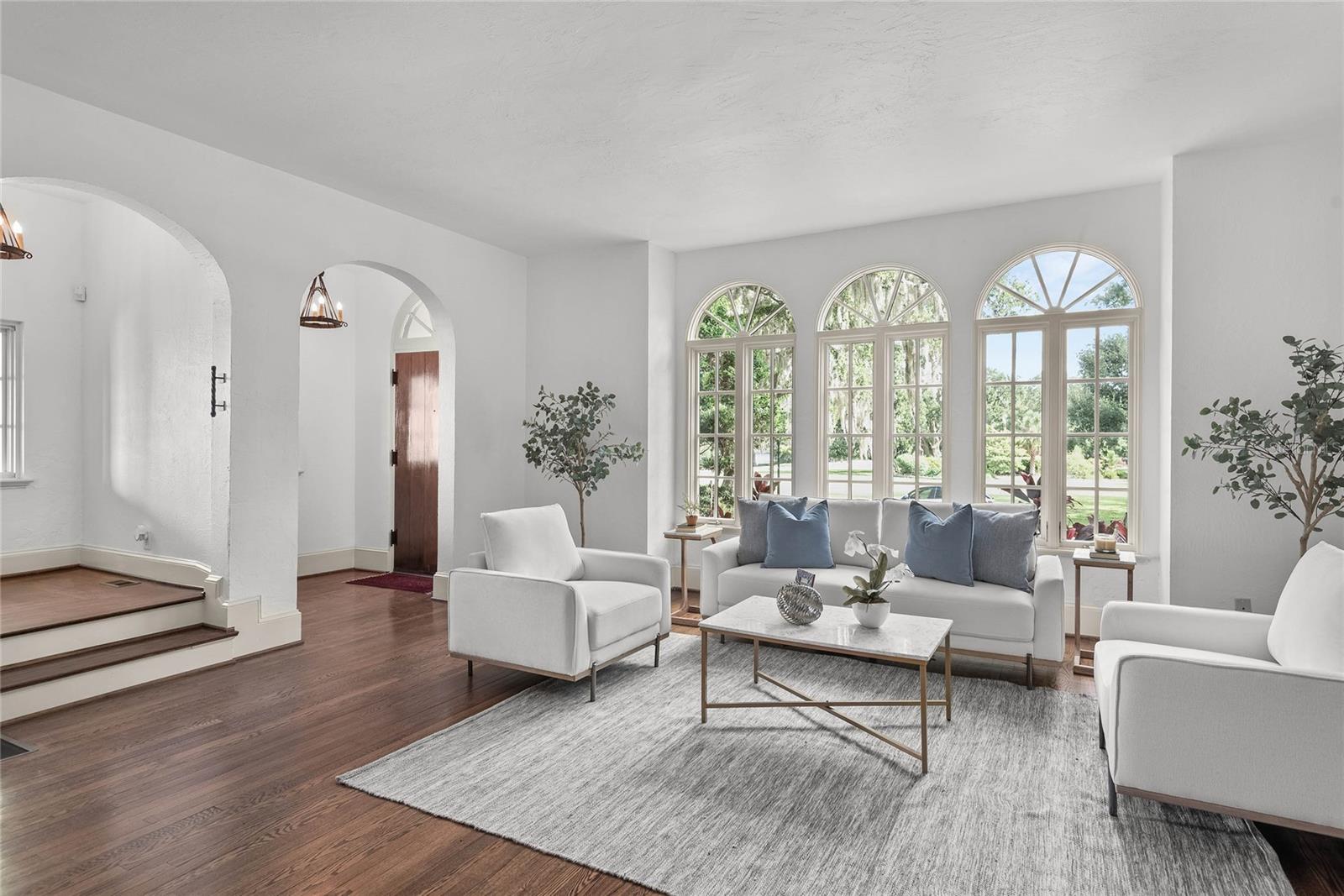 Image 8 of 57 For 522 Cherokee Drive