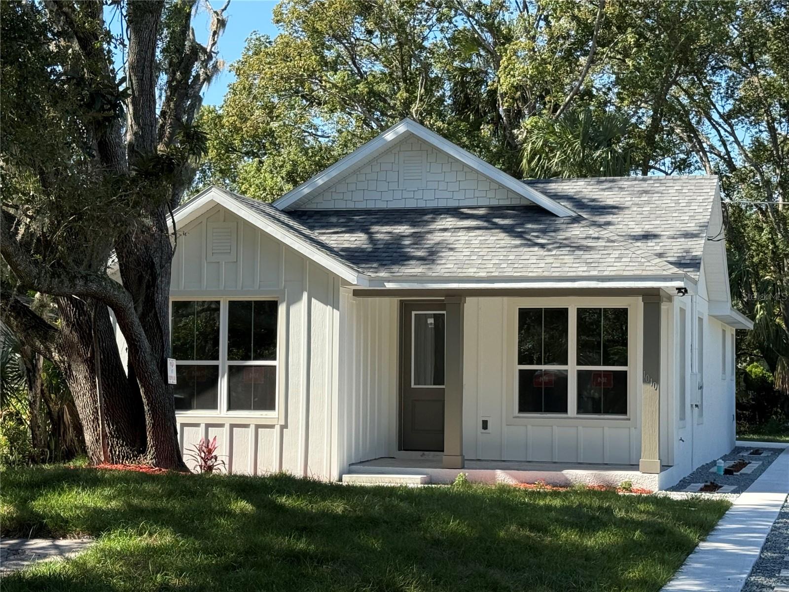 Image 5 of 36 For 1010 Hickory Avenue