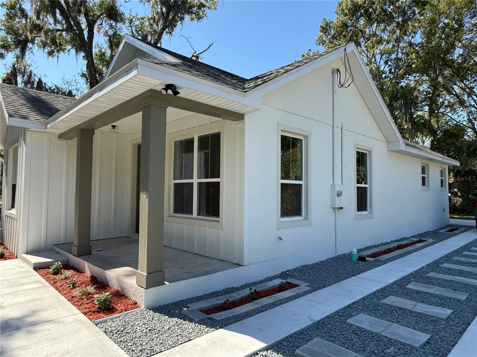 Image 6 of 36 For 1010 Hickory Avenue