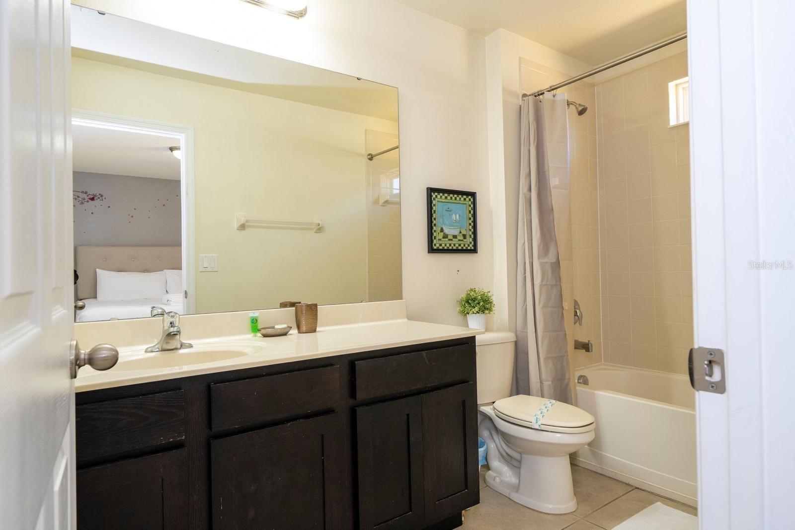 Image 10 of 30 For 2625 Santosh Cove