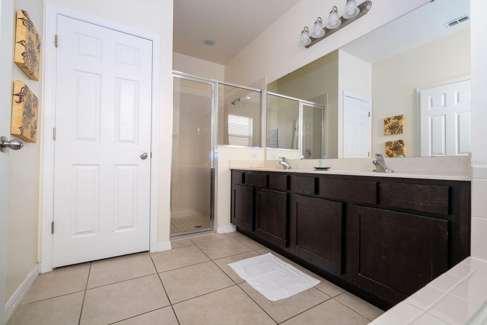 Image 16 of 30 For 2625 Santosh Cove