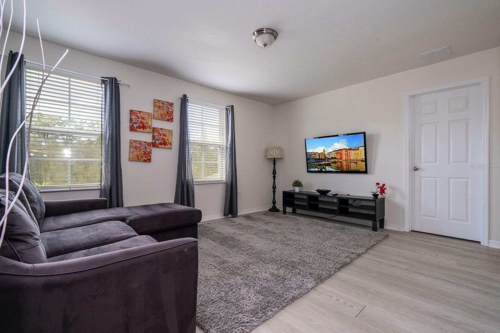 Image 19 of 30 For 2625 Santosh Cove