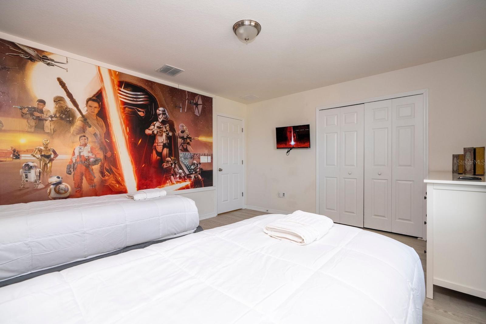 Image 6 of 30 For 2625 Santosh Cove