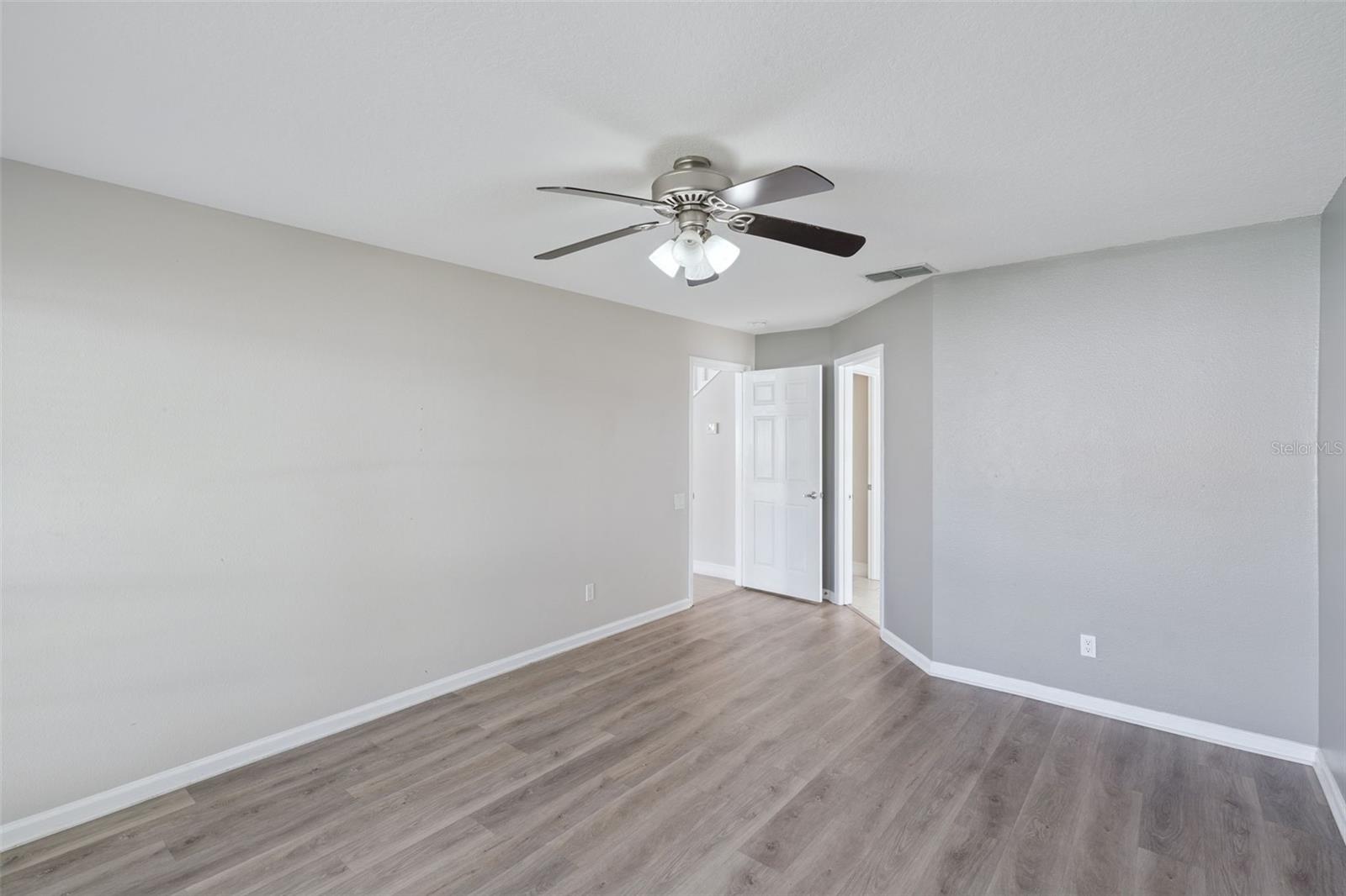 Image 16 of 27 For 3284 Falcon Point Drive