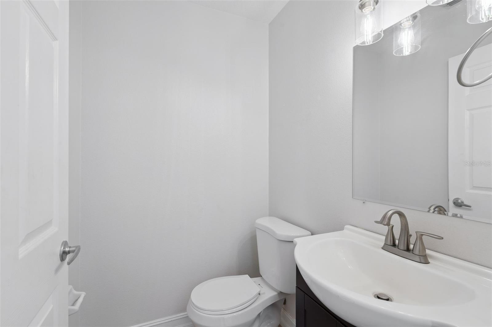 Image 23 of 27 For 3284 Falcon Point Drive