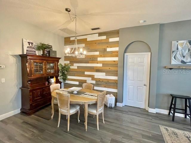 Image 9 of 26 For 226 River Village Drive