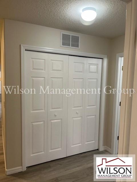 Image 17 of 41 For 4935 Luge Lane