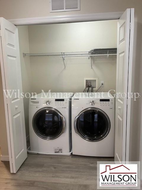 Image 18 of 41 For 4935 Luge Lane