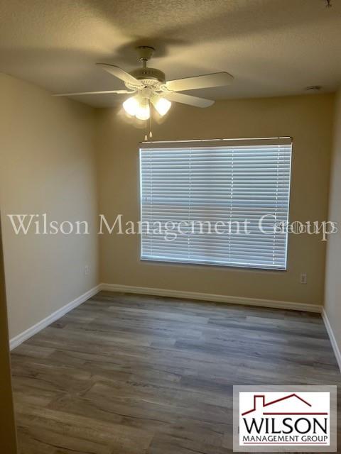 Image 22 of 41 For 4935 Luge Lane