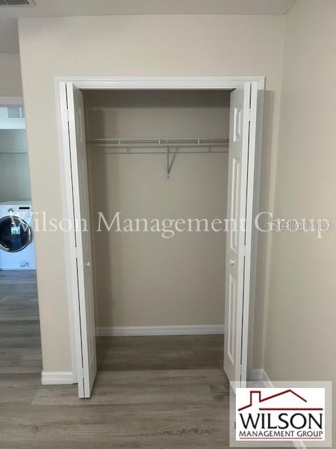 Image 24 of 41 For 4935 Luge Lane