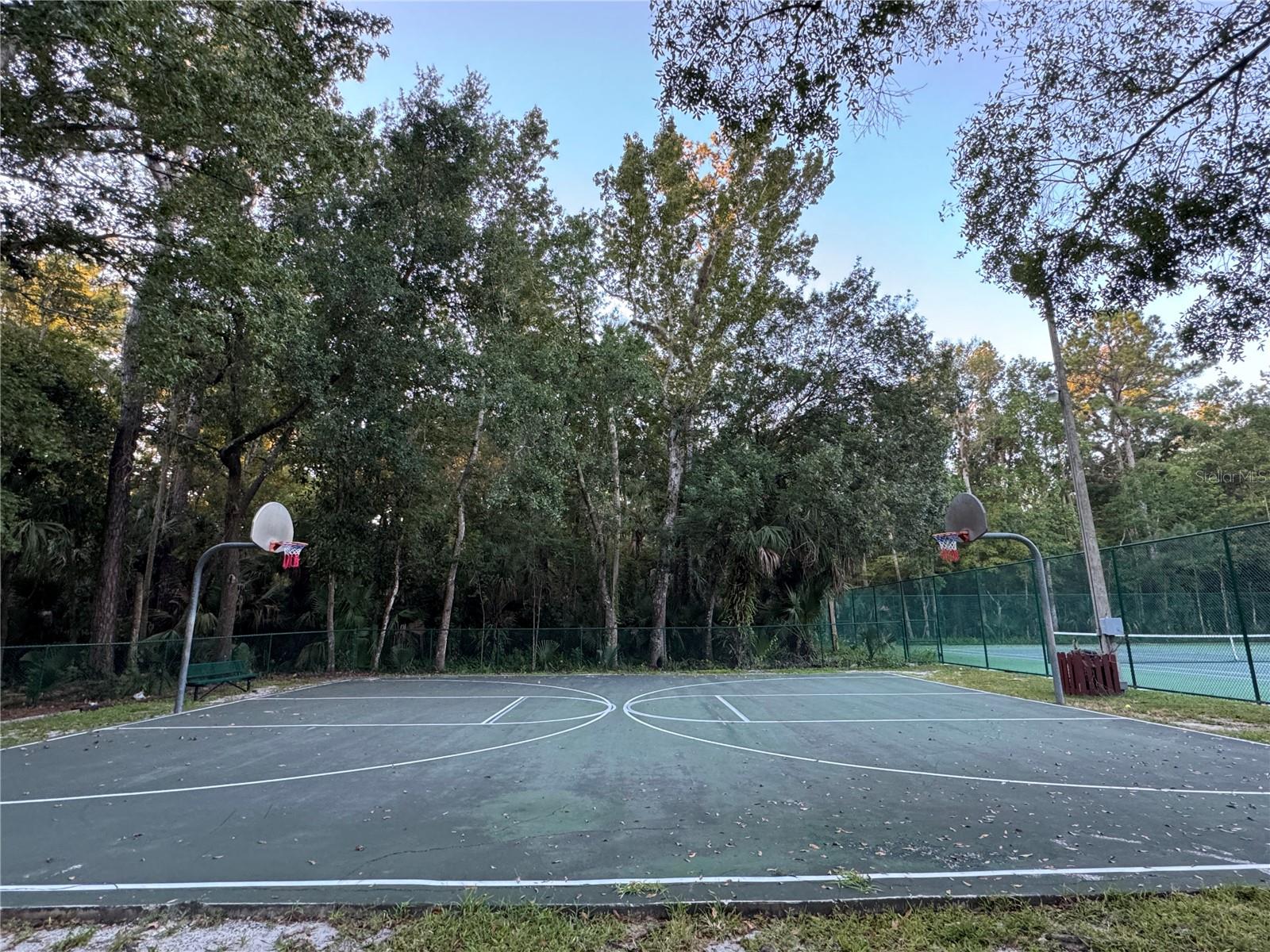 Image 20 of 21 For 592 Tall Oaks Terrace