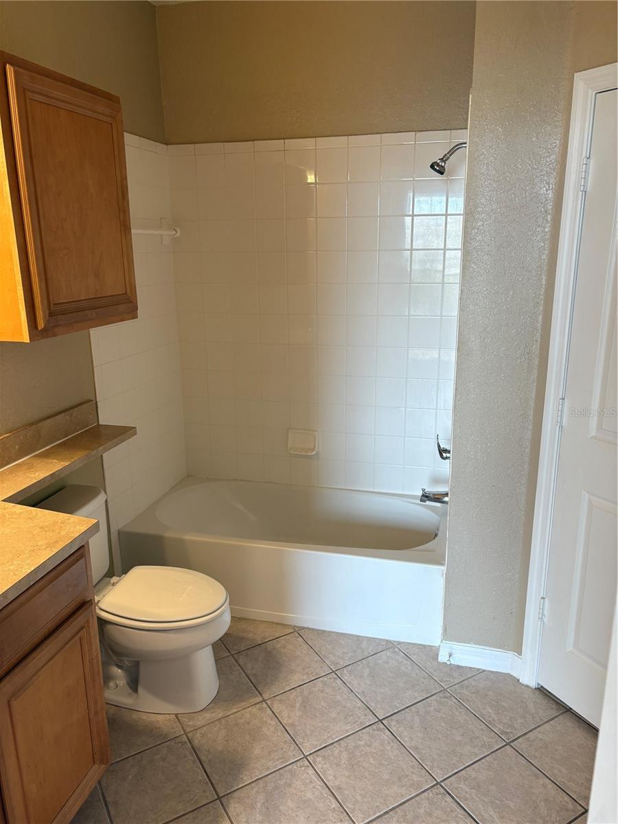 Image 12 of 17 For 6177 Metrowest Boulevard 307