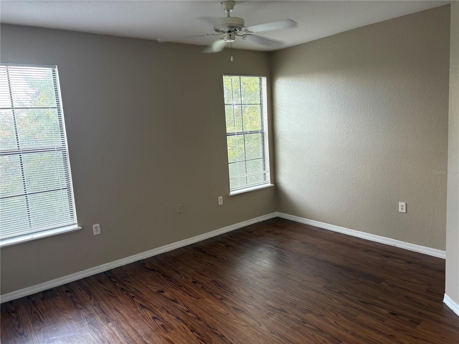 Image 8 of 17 For 6177 Metrowest Boulevard 307