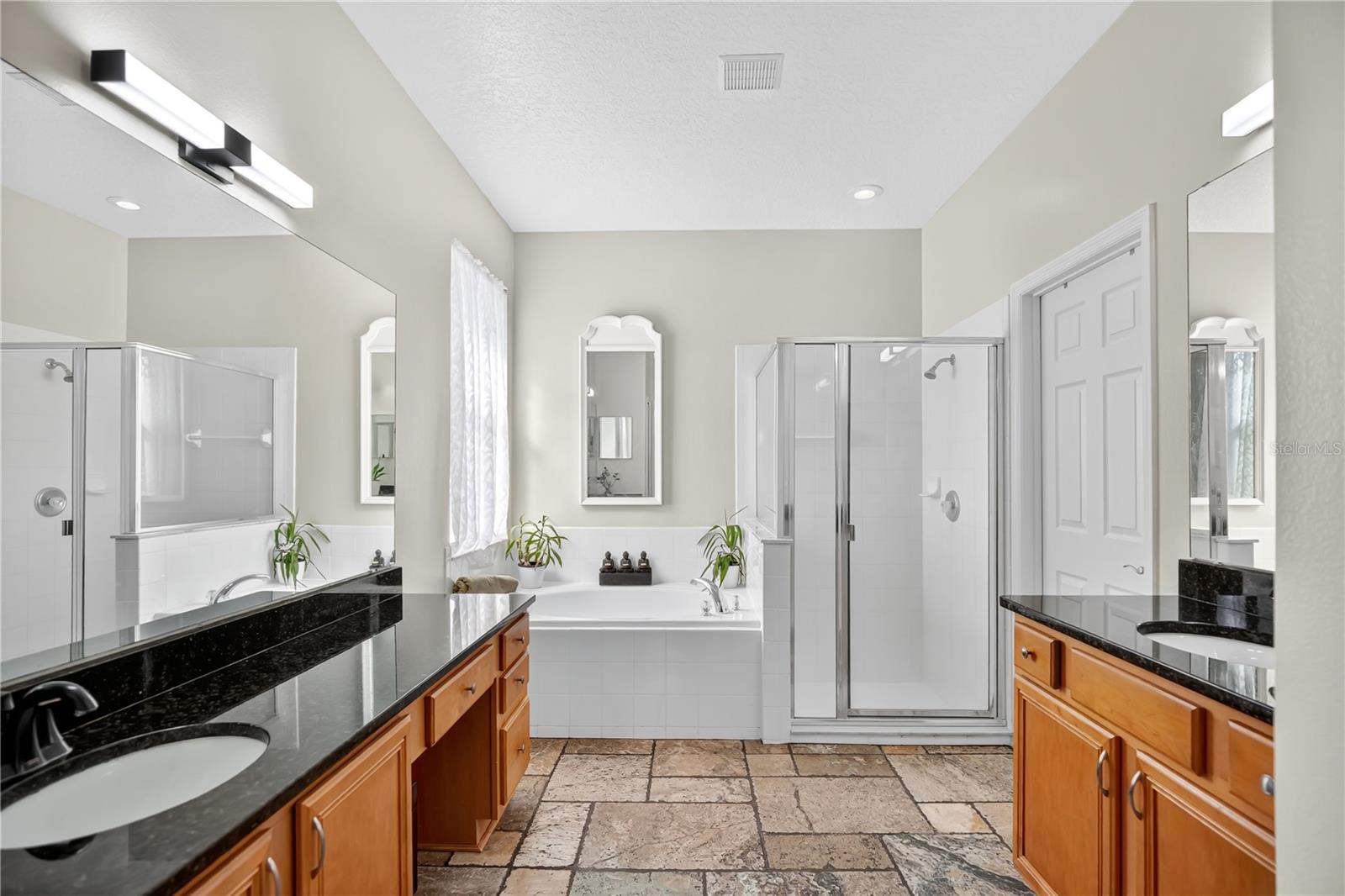 Image 22 of 37 For 5164 Filmore Place