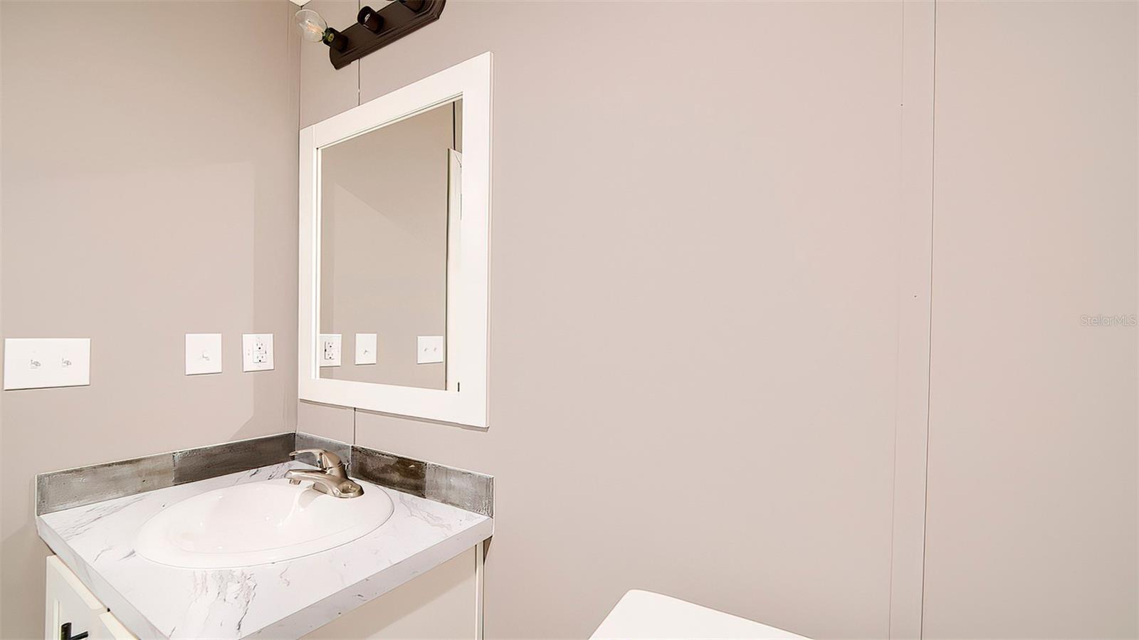 Listing photo id 27 for 14235 Hurricane Drive