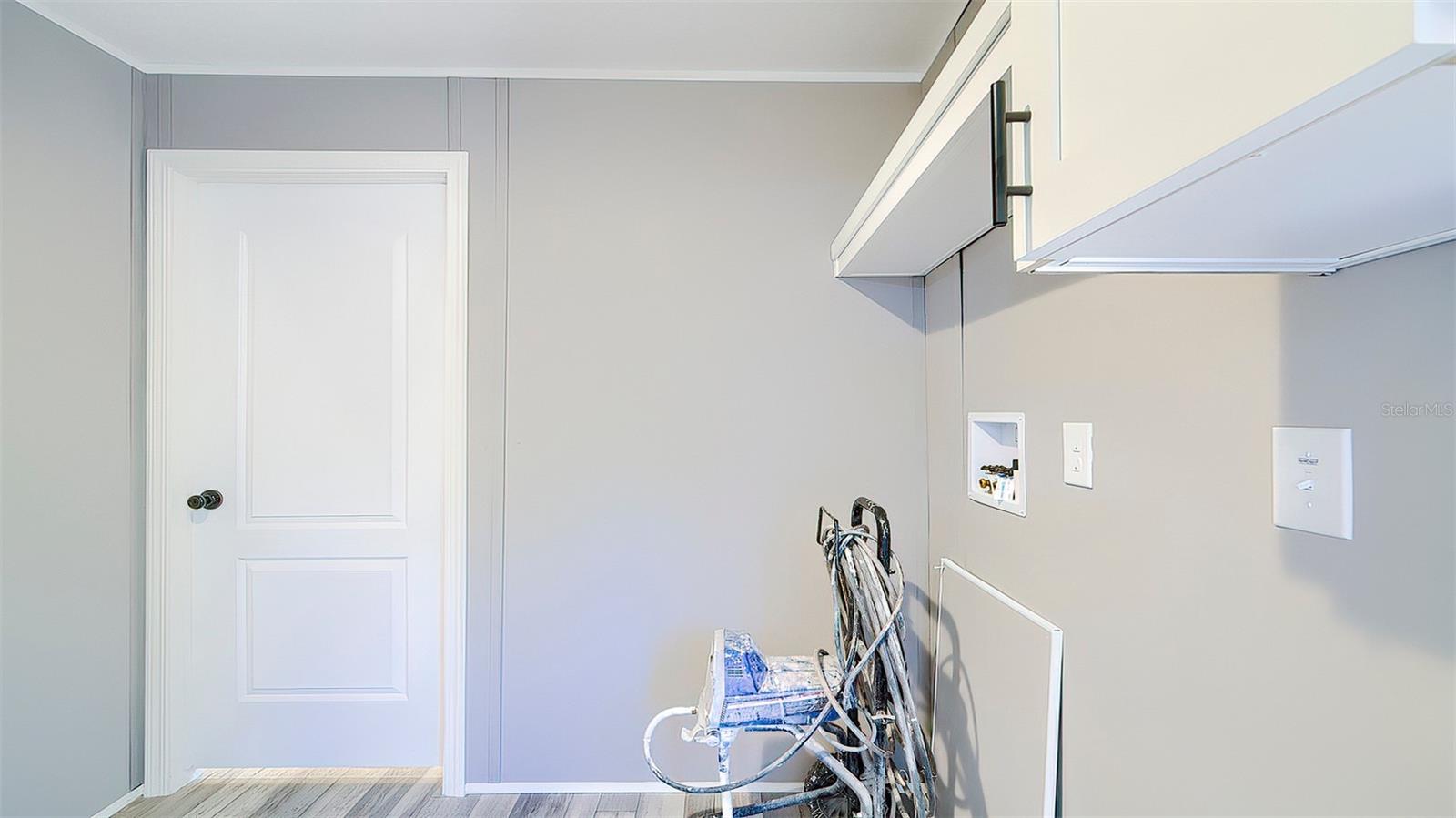 Listing photo id 29 for 14235 Hurricane Drive