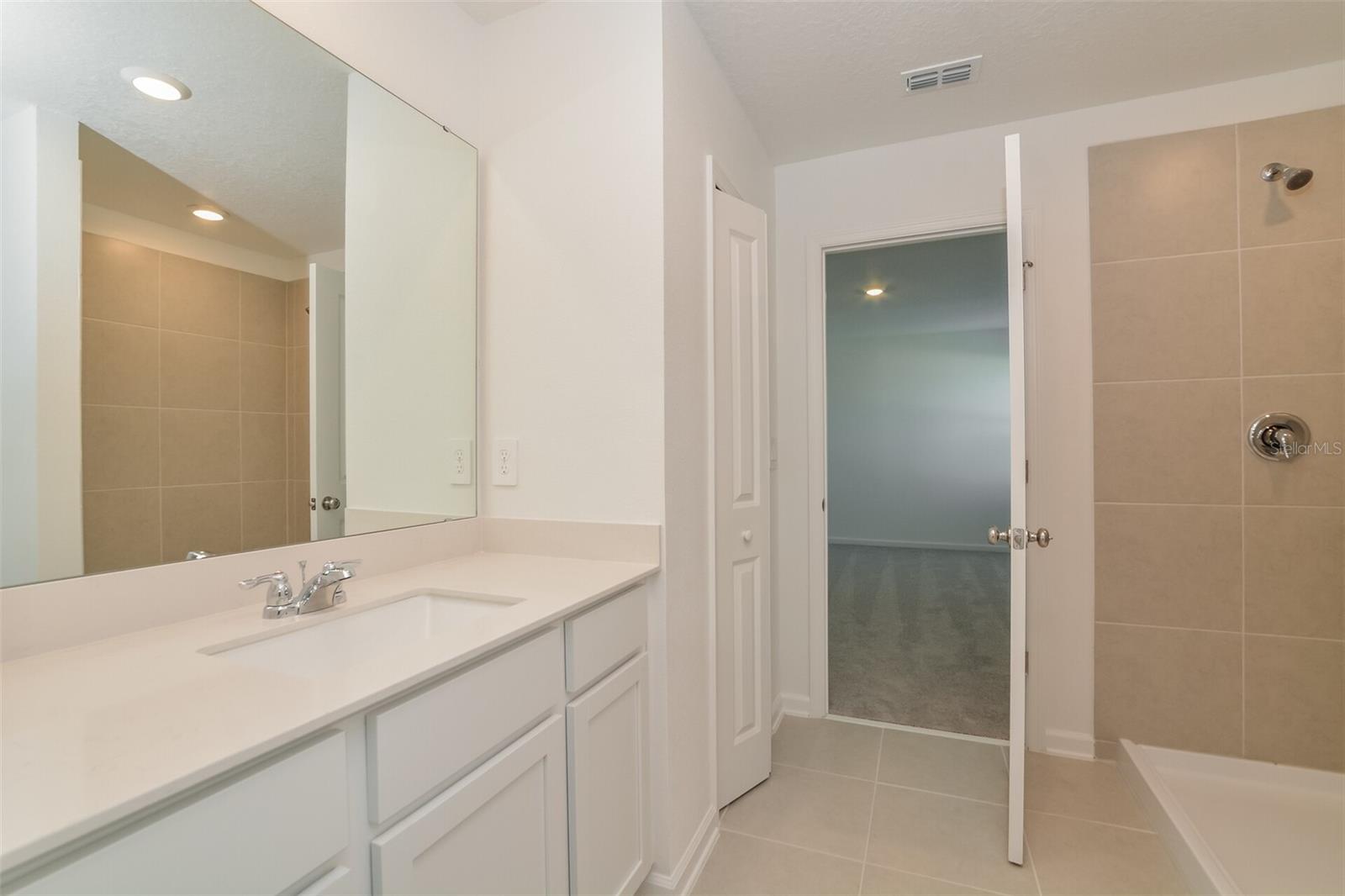 Image 16 of 18 For 1554 Jessica Boulevard