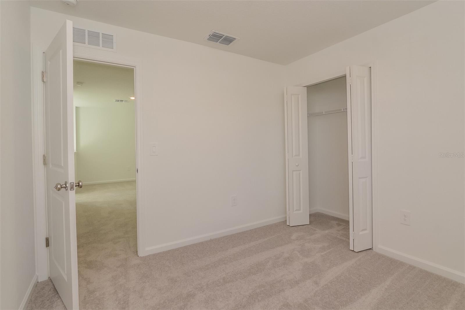 Image 4 of 18 For 1554 Jessica Boulevard