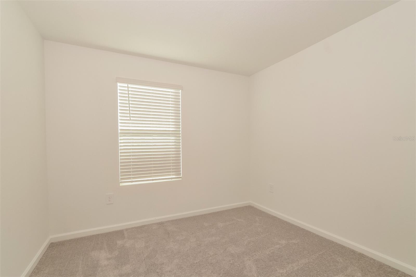 Image 8 of 18 For 1554 Jessica Boulevard