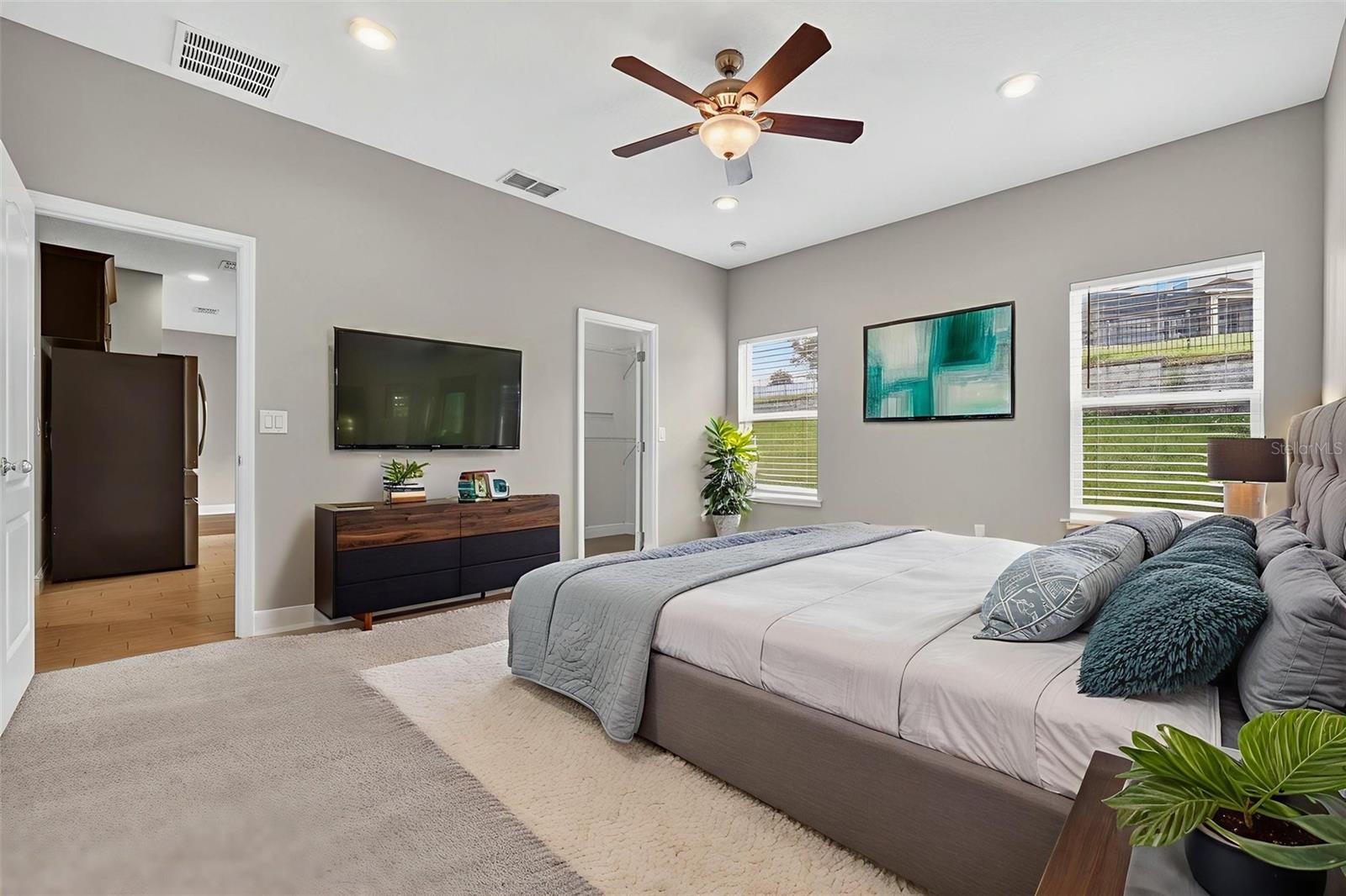 Image 30 of 88 For 280 Wallrock Court