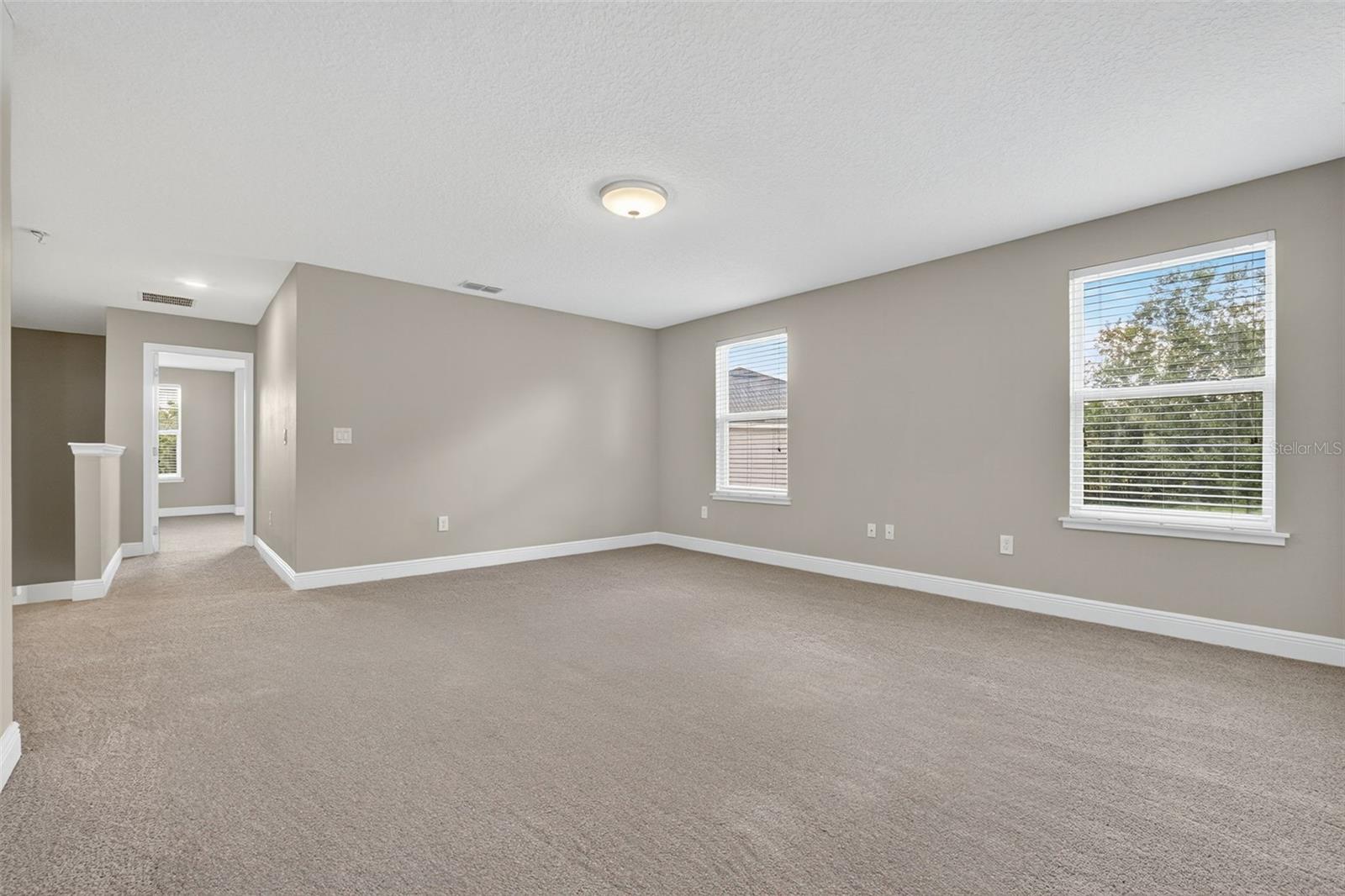 Image 39 of 88 For 280 Wallrock Court