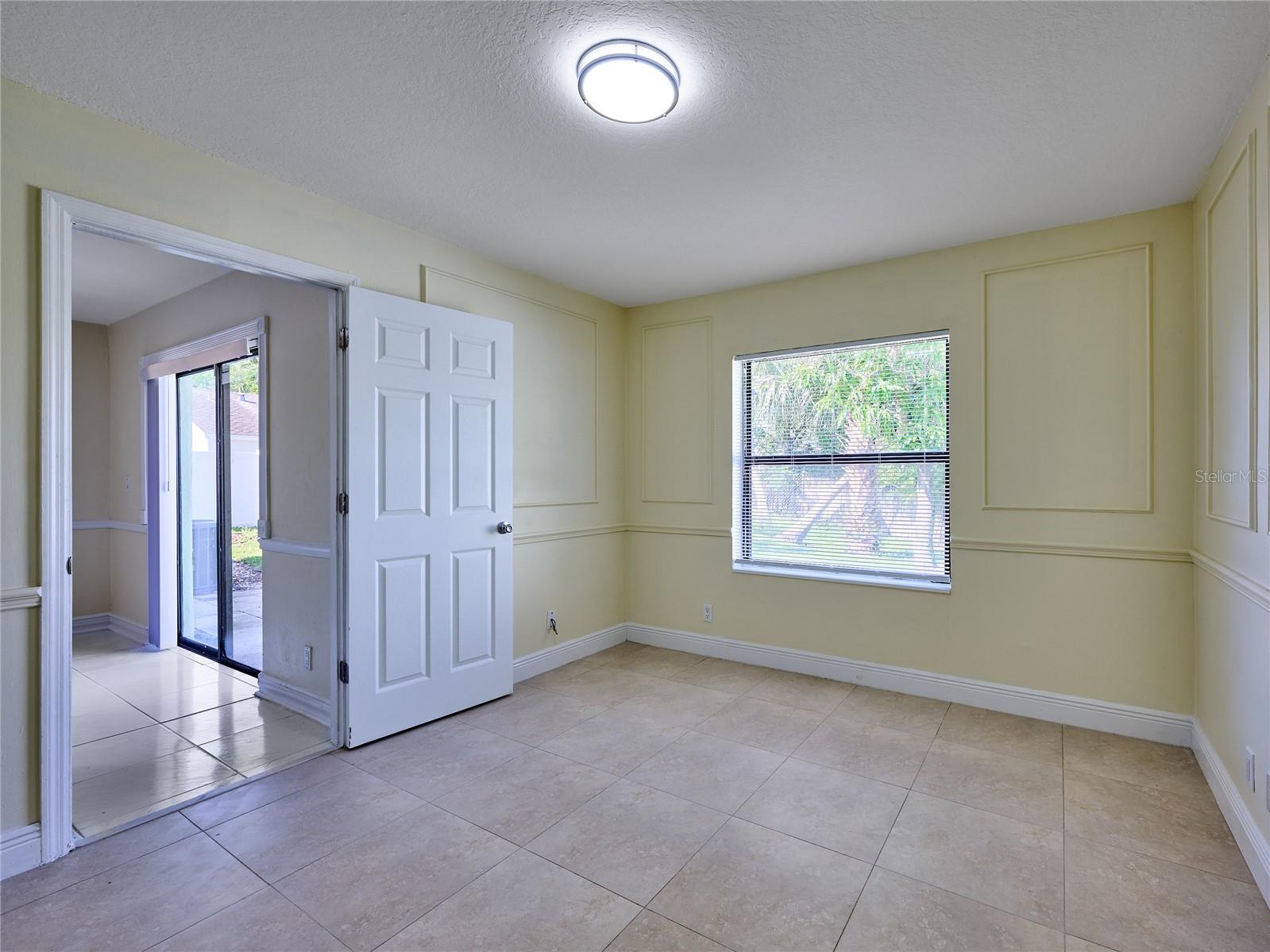 Image 35 of 59 For 5517 Thurston Avenue