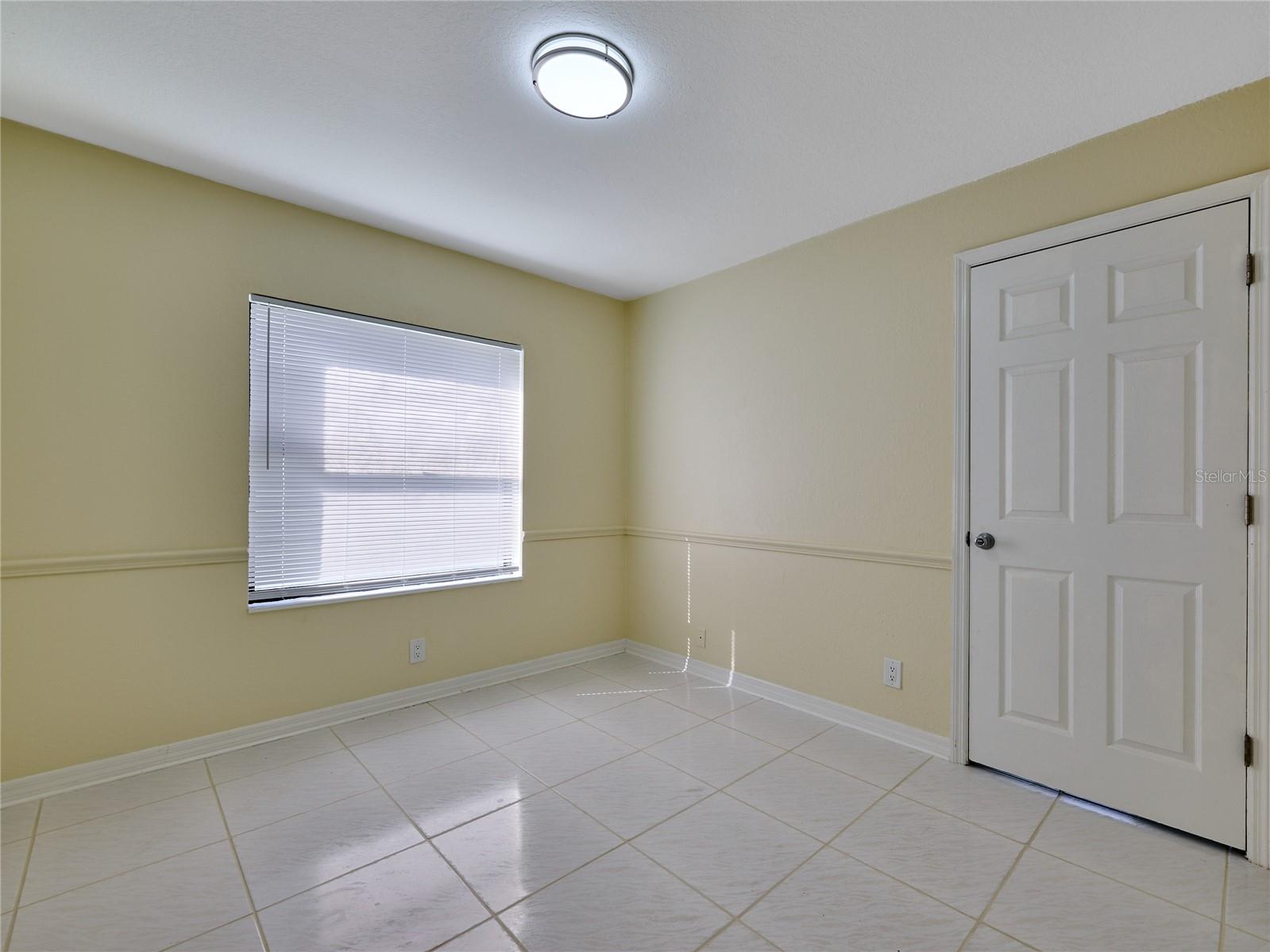 Image 39 of 59 For 5517 Thurston Avenue