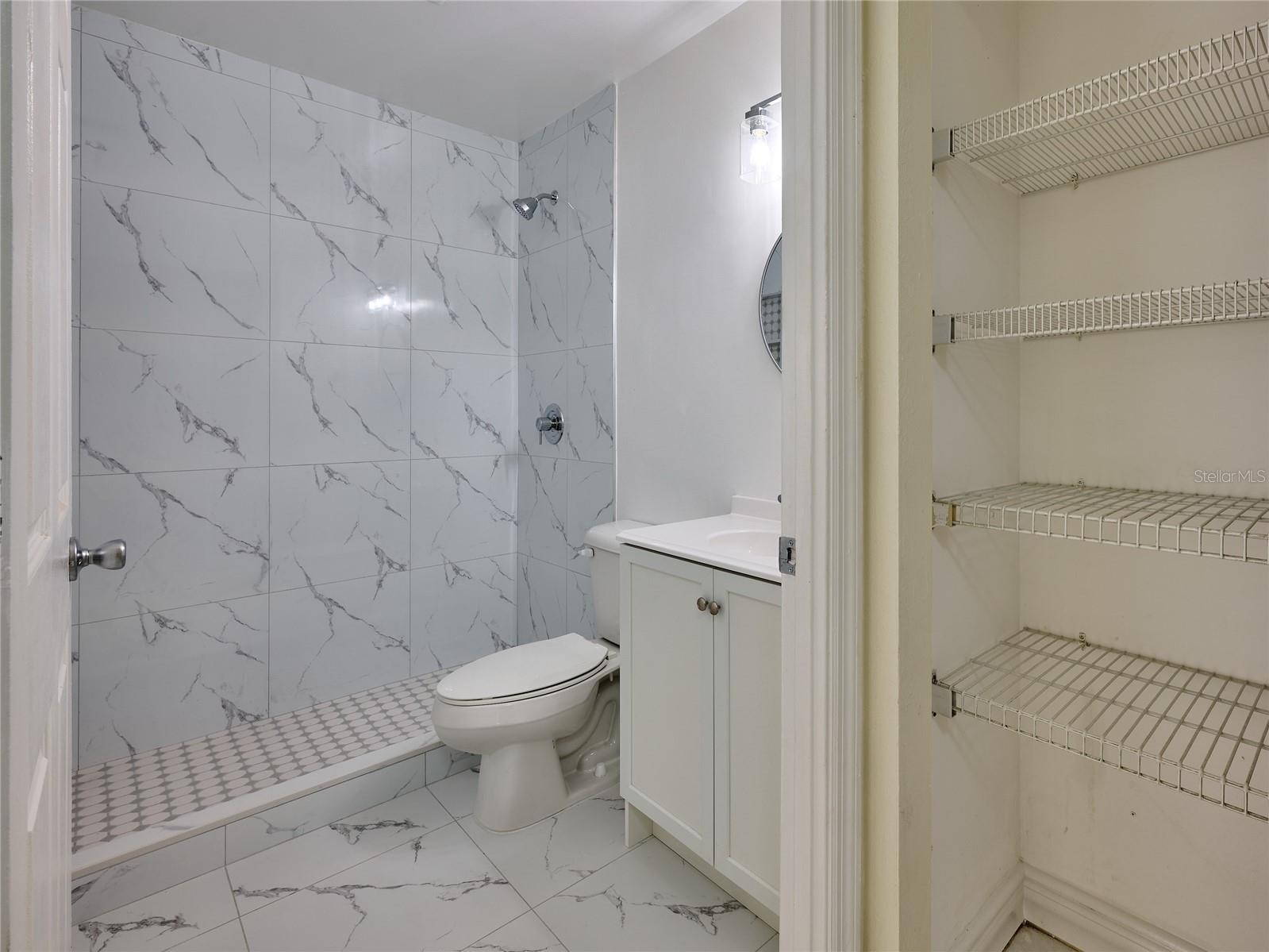 Image 45 of 59 For 5517 Thurston Avenue