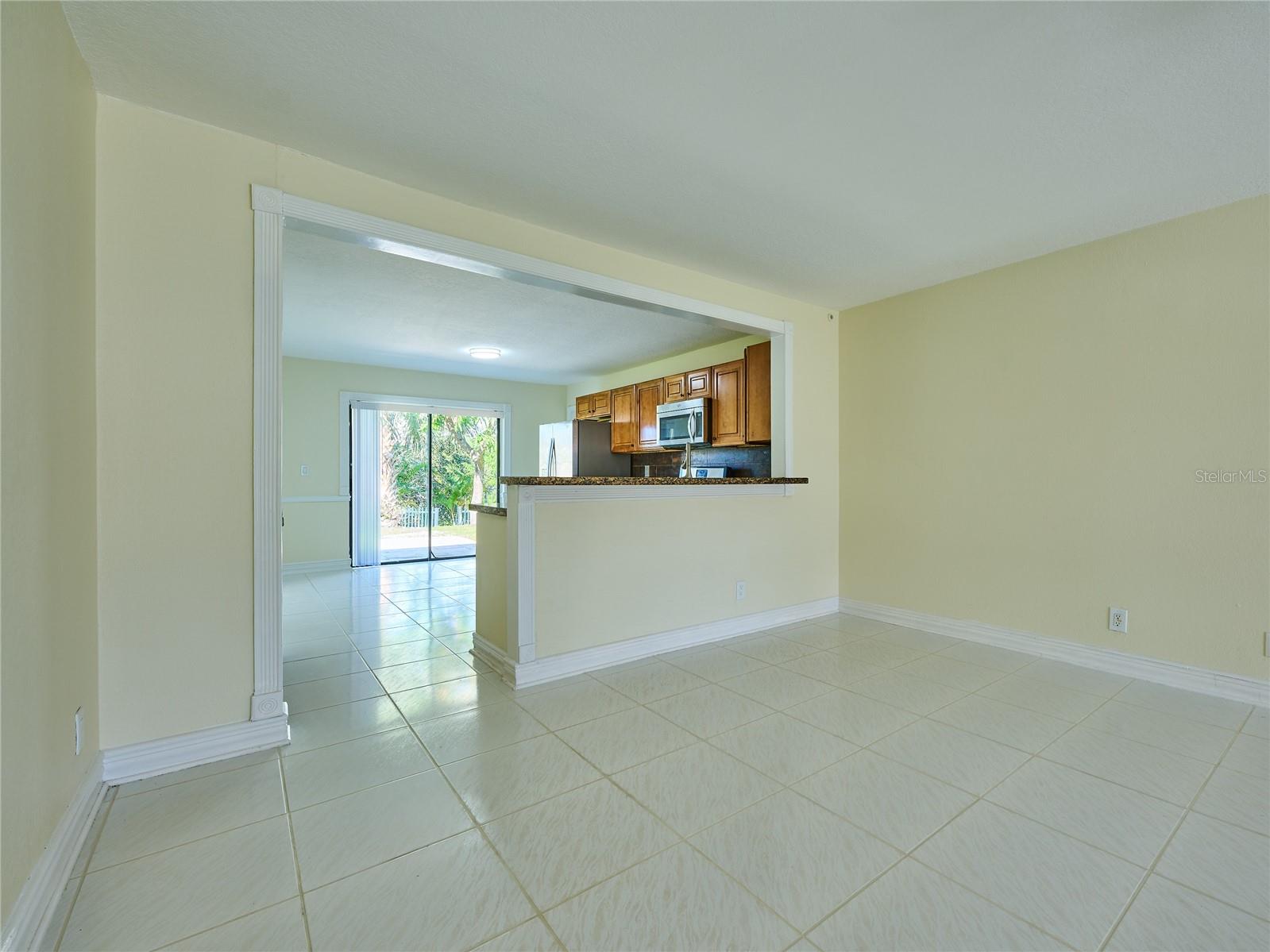 Image 47 of 59 For 5517 Thurston Avenue