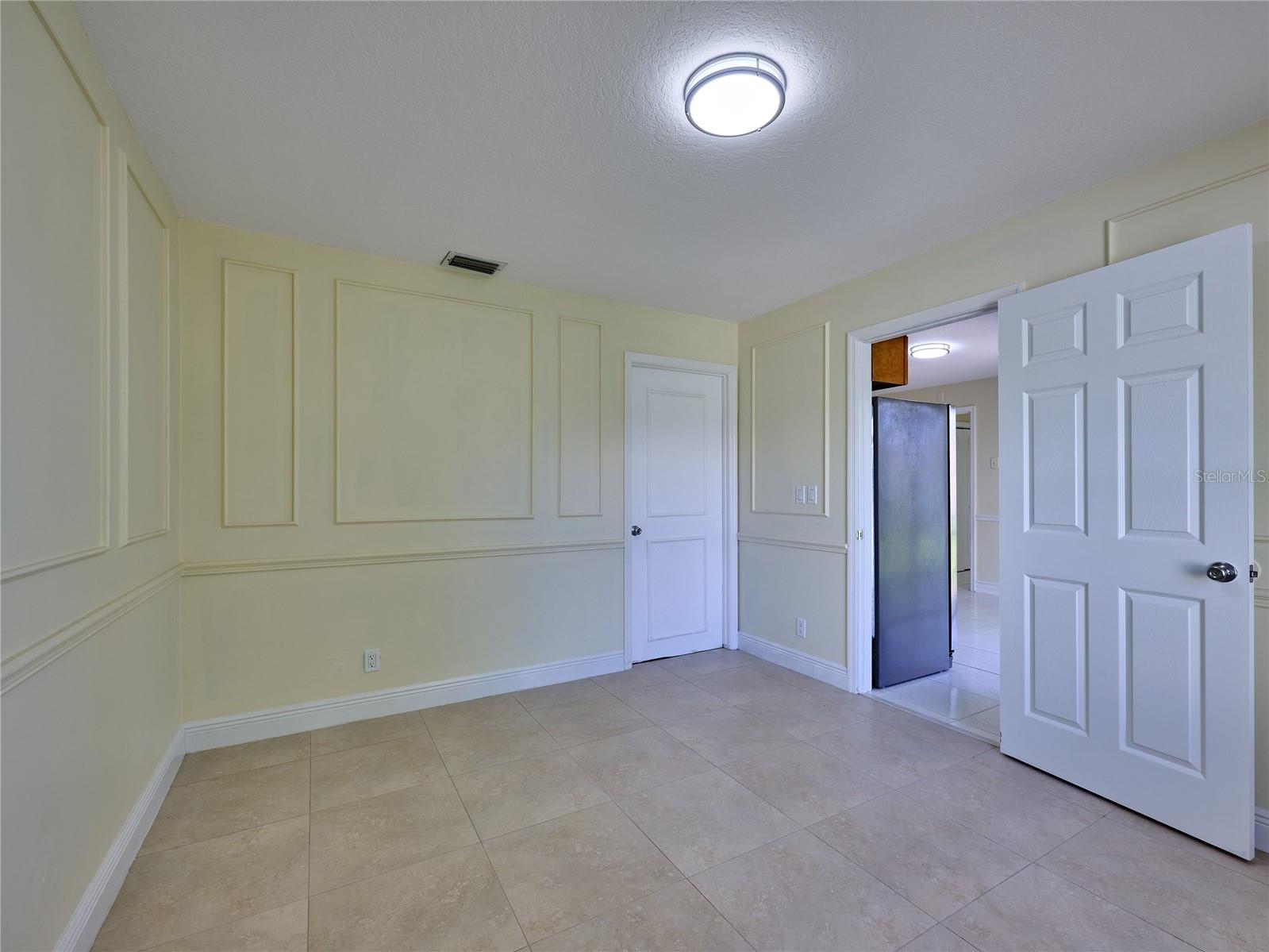 Image 51 of 59 For 5517 Thurston Avenue