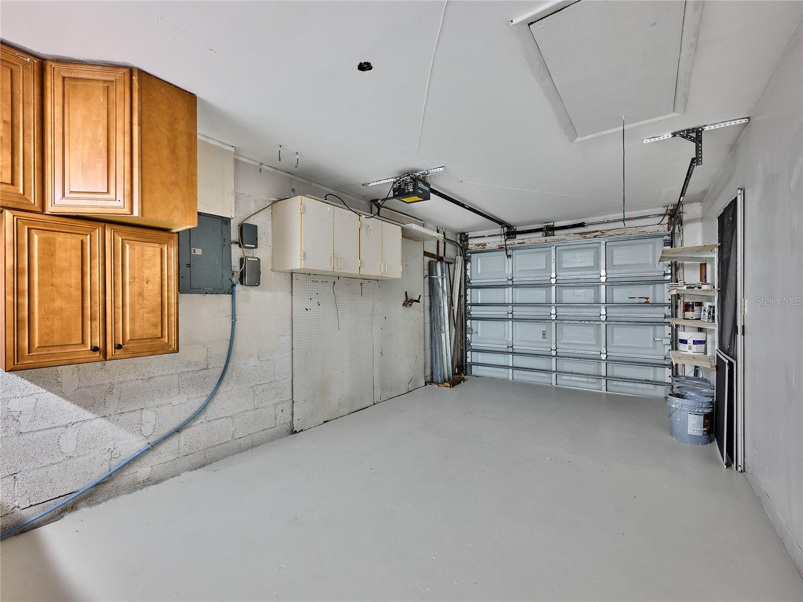 Image 58 of 59 For 5517 Thurston Avenue